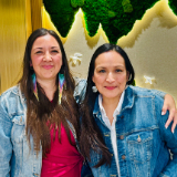 Charity Fleming (à gauche), présidente du Conseil des dirigeants et dirigeantes autochtones du Canada et membre de la Première Nation de Wabauskang, ainsi que Cindy Quinney, de la Première Nation d’Onion Lake, comptent parmi les dirigeants autochtones qui siègent au conseil nouvellement créé. La présidence de l’interrégion du Canada a mis sur pied ce conseil afin de contribuer à façonner les activités de sensibilisation, le leadership et la solidarité autochtones partout au Canada.