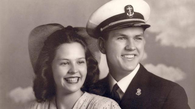 Russell M. Nelson et sa première épouse, Dantzel Nelson, en 1945.
