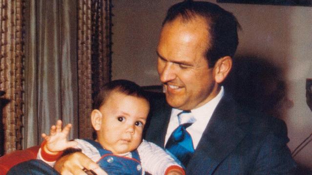 Le président Nelson avec Russell, son seul fils, en 1972.