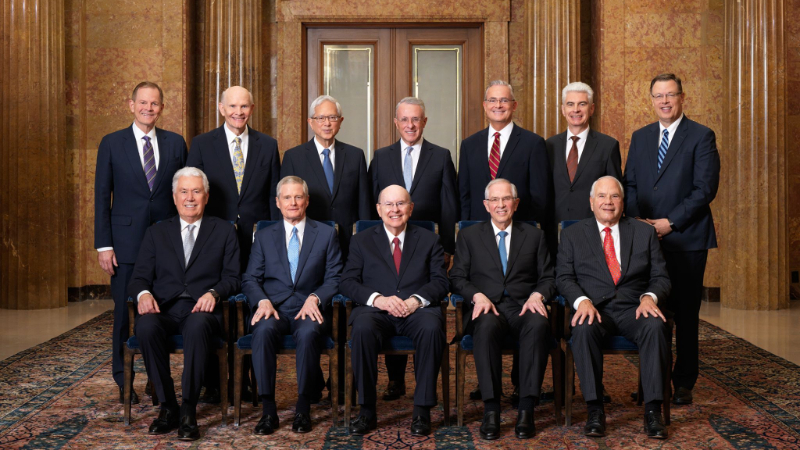 Le Coll&egrave;ge des douze ap&ocirc;tres 